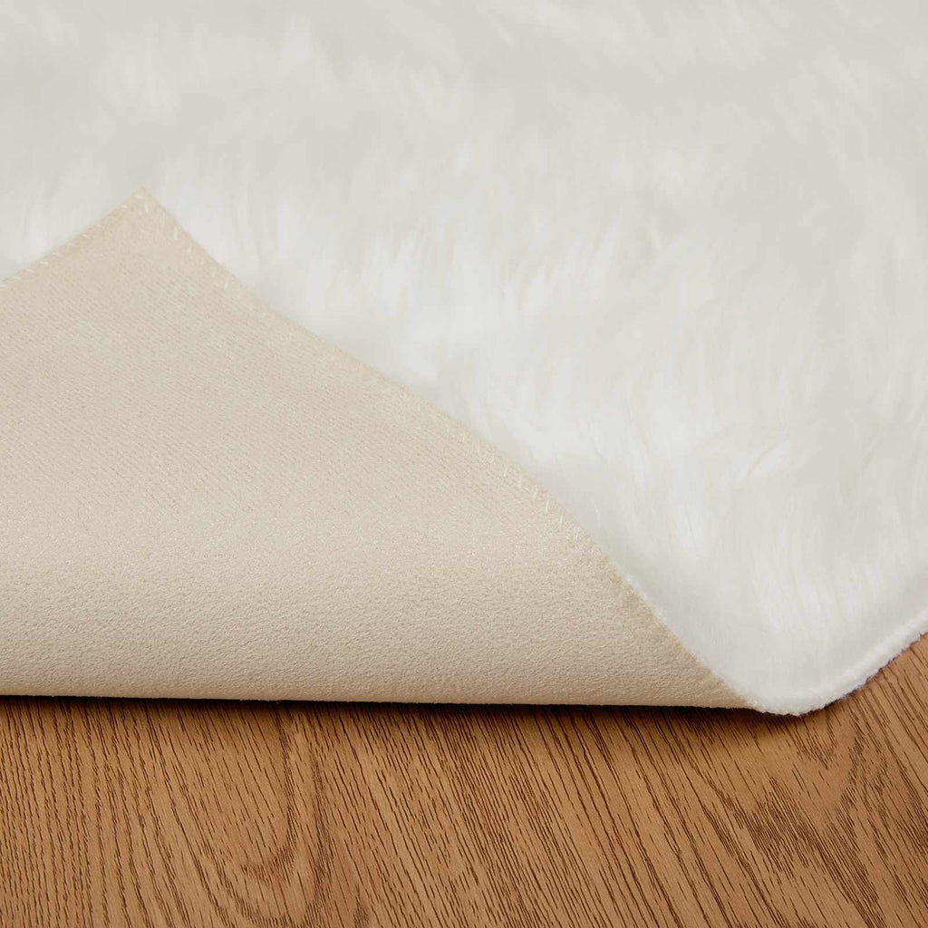 vidaXL Teppich aus Kunstschaffell TAFALLA Weiß 60 x 110 cm Polyester