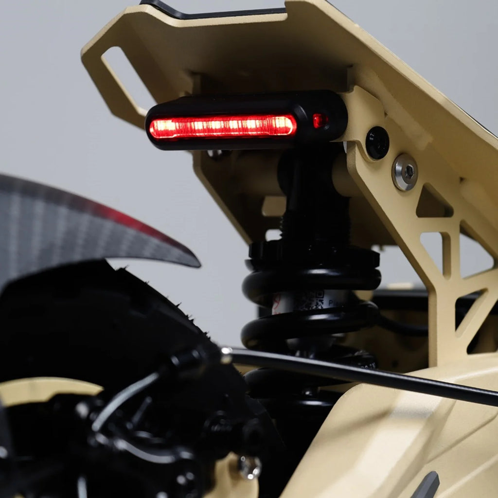 Foldable E-Scooter Honey Whale G2 PRO - 900W Motor 54.6V16Ah Battery 6.5 Inch Tires Lighting and Disc Brake - Yellow